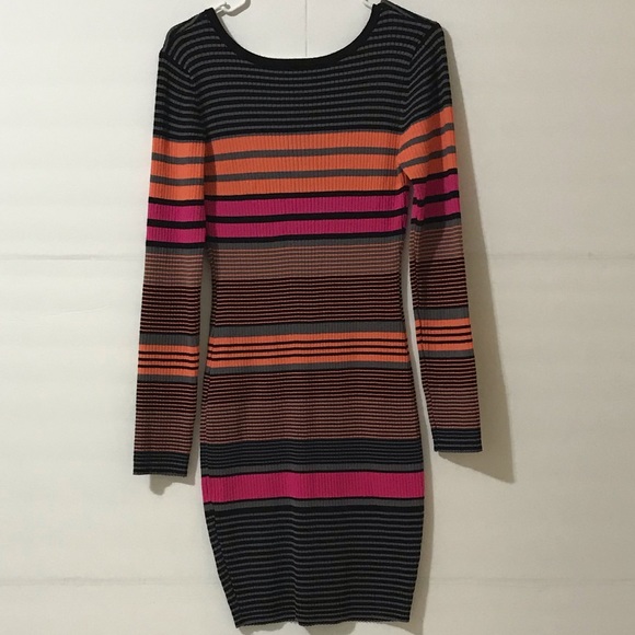 🤑🤑DRESS USED,,”N0 BOUNDARIES “👗  ( large 11-13) - Picture 4 of 6